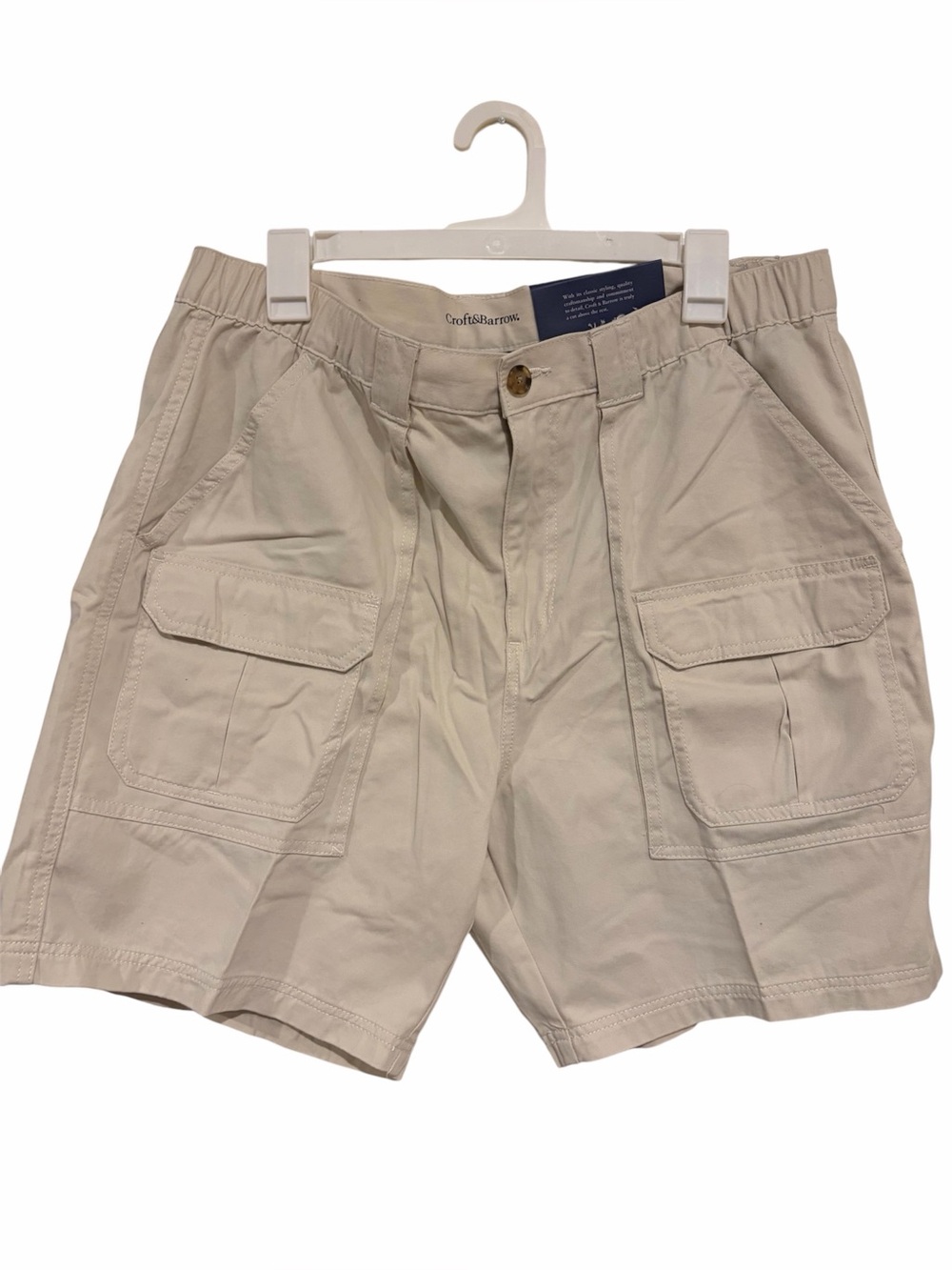 NWT croft & barrow Men's Light Beige Cargo Shorts with Utility Pockets